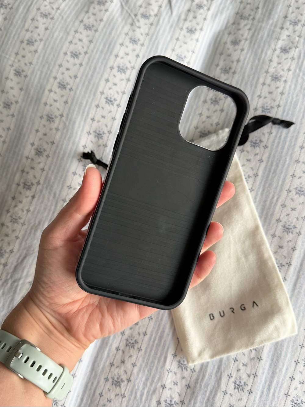 BURGA | Blueberry Muffin Case for iPhone 13 Pro Max - Picture 2 of 6